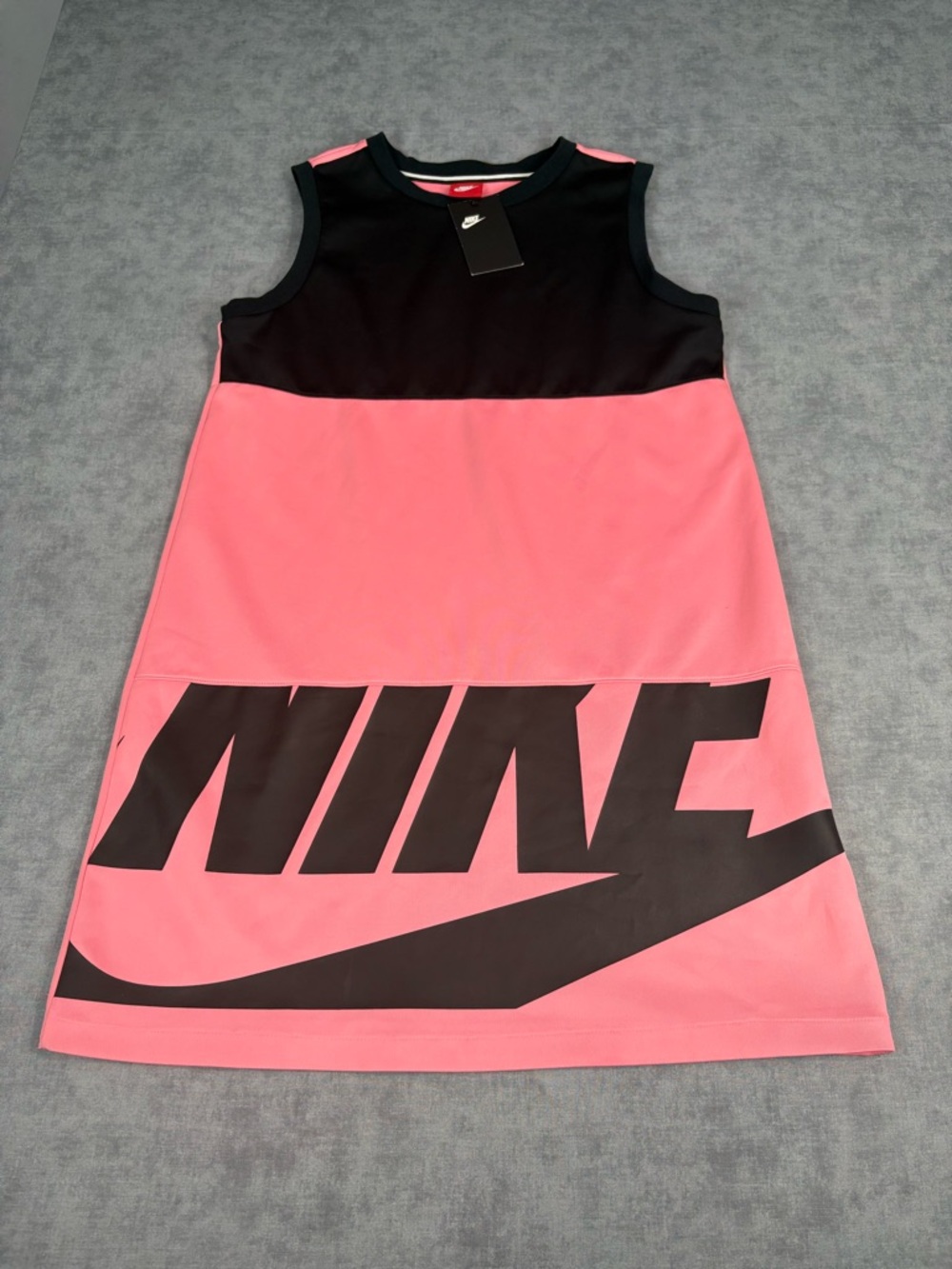 Nike Womens Tank Top Medium Pink Black Logo Longline NWT Sleeveless